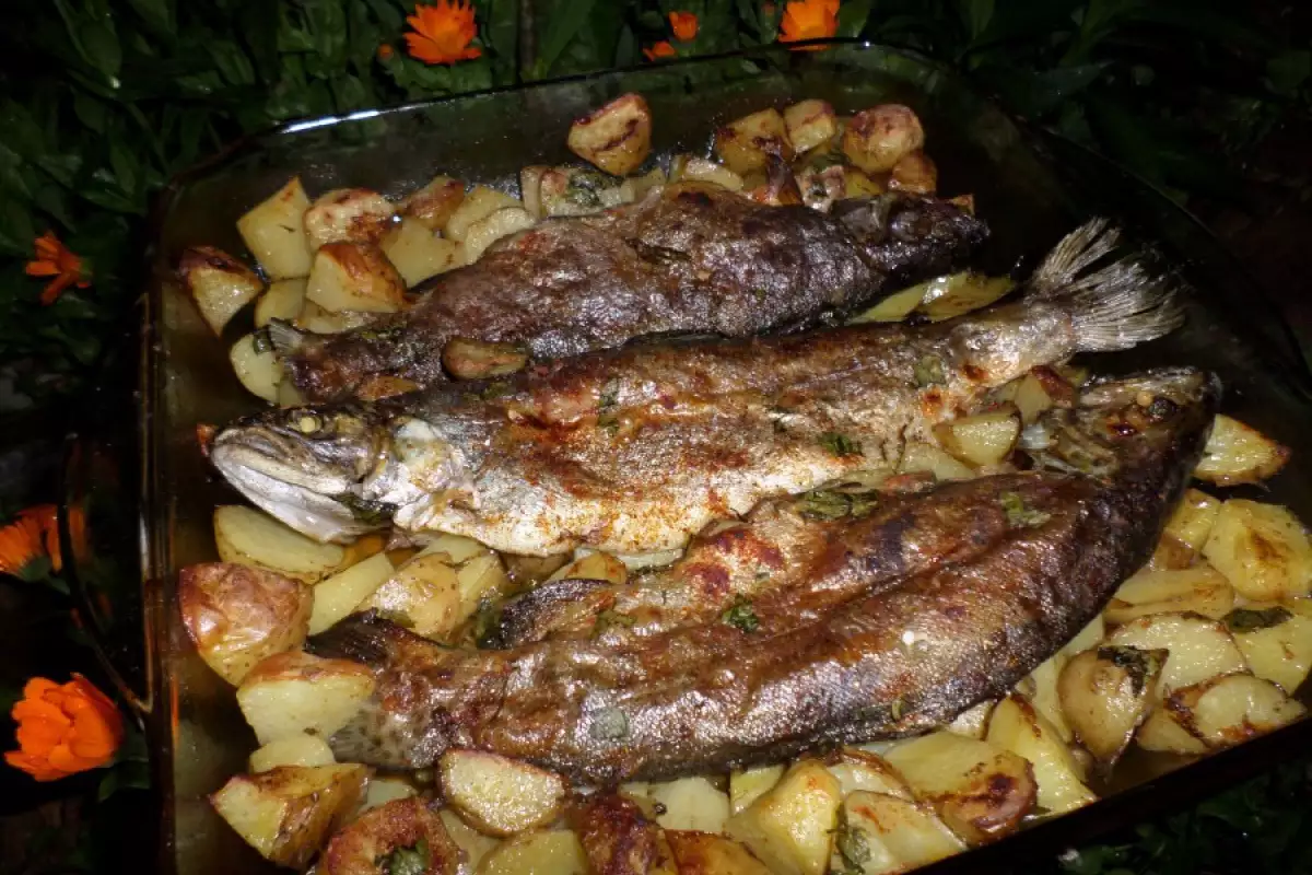 Trucha Al Horno Con Patatas Receta BonApeti Net