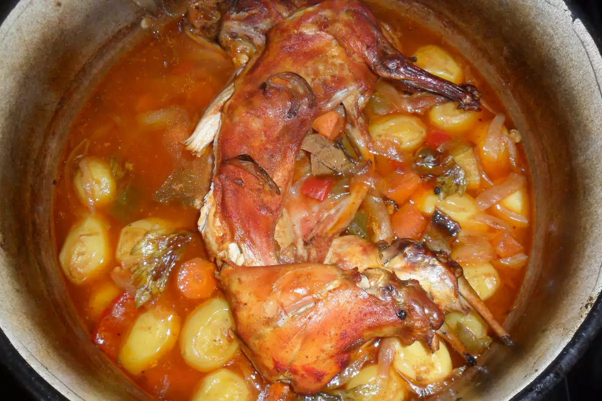 Conejo Al Horno Con Apio De Monte 4 Recetas Bonapeti Net