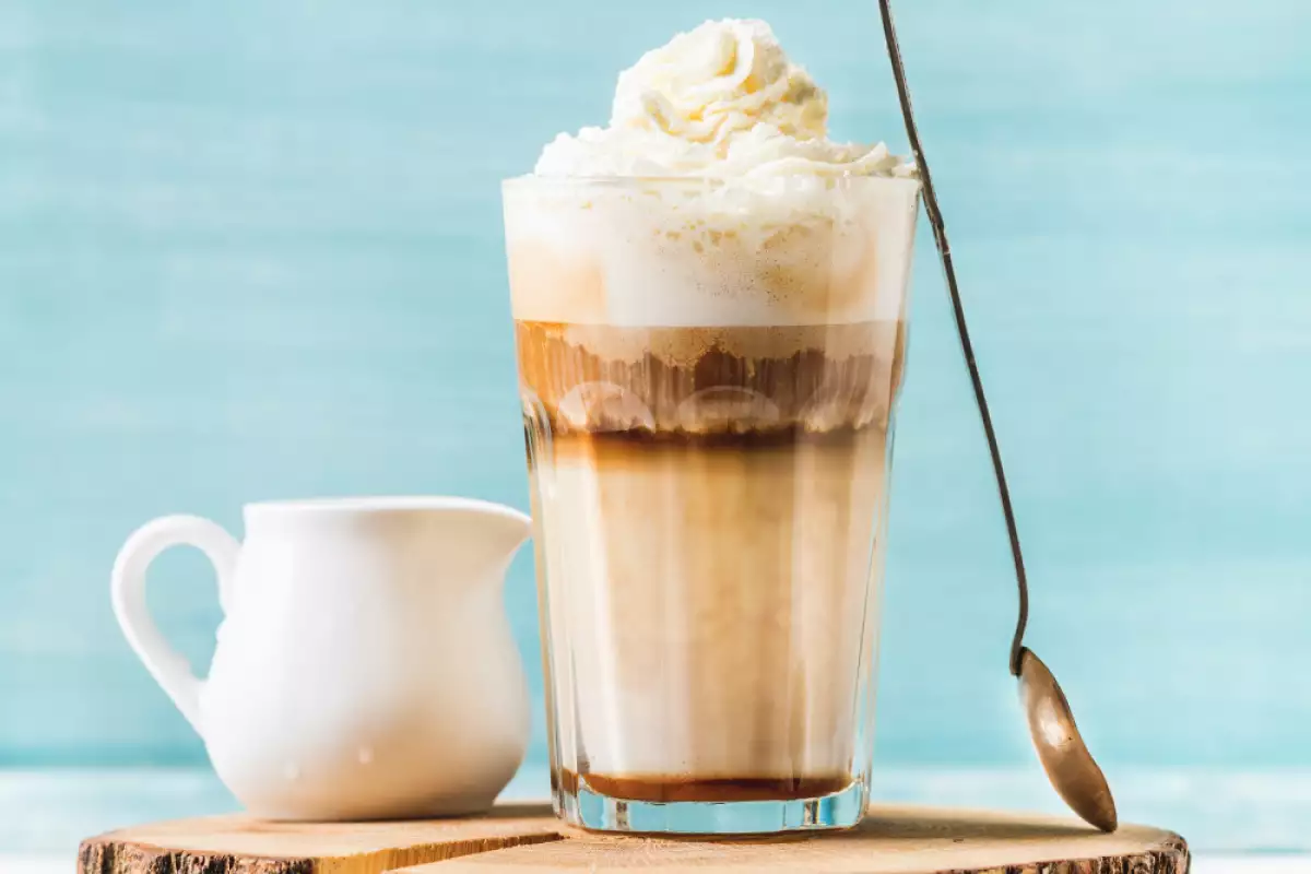 Frappé con leche y helado - Receta 