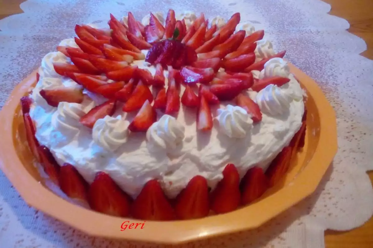 Tarta Pavlova con Fresas - Receta 