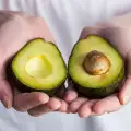 ¿Cómo hacer que los aguacates maduren más rápido?