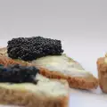 Consejos para servir correctamente el caviar negro