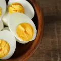 ¿Cómo cocer huevos duros?