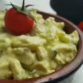 Ensaladilla de aguacate y huevos