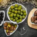 ¿Cómo hacer aceitunas secas en aceite de oliva?