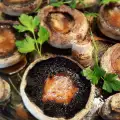 Champiñones con mantequilla al horno