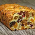 Bizcocho con frutas deshidratadas