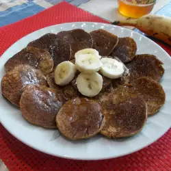 Tortitas de plátano con trigo sarraceno y miel