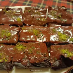 Brownie de plátano sin azúcar ni harina