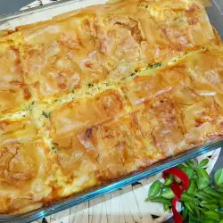 Pastel de masa filo con kale y queso
