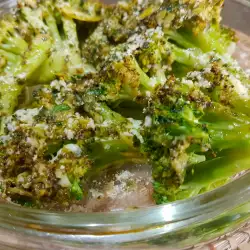 Brócoli al horno con salsa siciliana