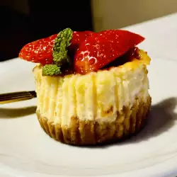 Mini cheesecakes de fresa y limón