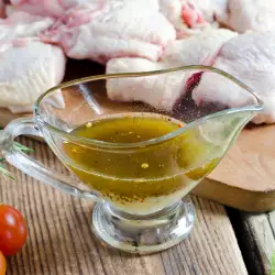 Ladolemono (Salsa Griega con Limón y Aceite de Oliva)