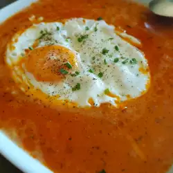 Доматена Супа con ajo