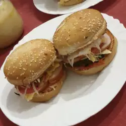 Sandwiches con tomate