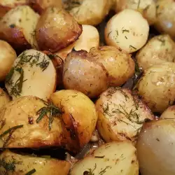 Patatas con eneldo y ajo