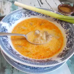 Sopa de setas ostra con ajos tiernos