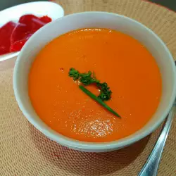 Sopa de verduras con pimientos