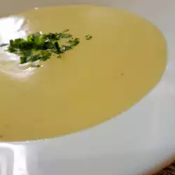 Sopa de verduras con coliflor