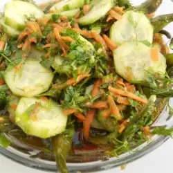 Platos vegetarianos con zanahorias