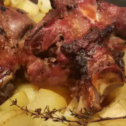 Codillo de cerdo marinado en bolsa de asar