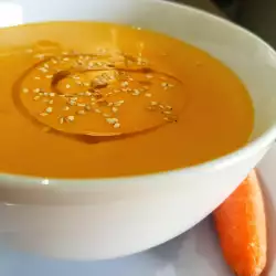Sopa de verano con zanahorias