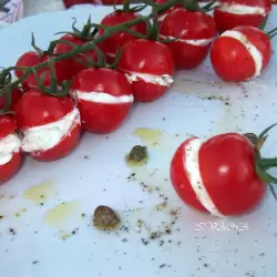 Tomates rellenos con aceite de oliva