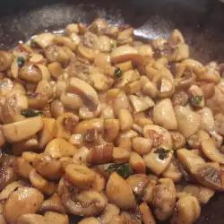 Champiñones a la sartén con mantequilla