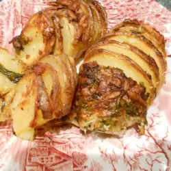 Patatas Hasselback con Cheddar