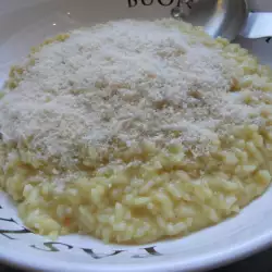 Risotto con caldo sin carne