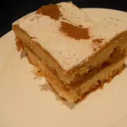 Pastel ruso con puré de manzana