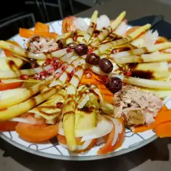 Ensalada abanico con granada y espárragos blancos