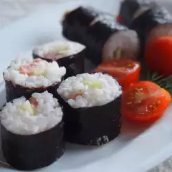Sushi con pepinos
