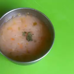 Sopa de verduras con tomillo