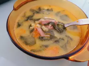 Sopa espesa de cordero con espinacas