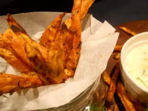 Palitos de batata especiados al horno