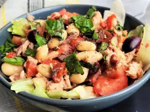 Ensalada fit con alubias y atún