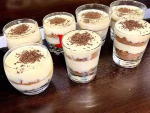 Tarta de crema bávara en vasitos