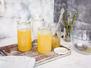 ¿Cómo hacer caldo de pollo casero?