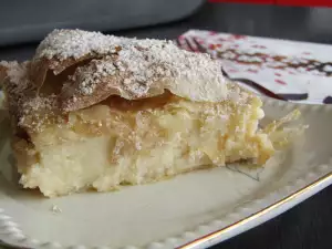 Pastel de crema griego (Bougatsa)