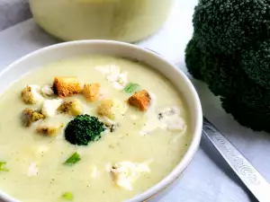 Crema de brócoli y queso azul