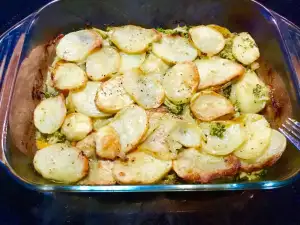 Cazuela vegetariana de patatas y brócoli