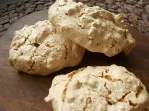 Galletas de nuez italianas (Brutti ma buoni)