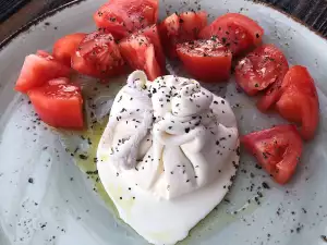 Qué es la burrata y cómo consumirla