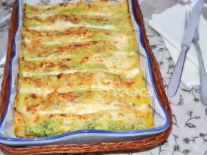 Canelones con espinacas, ricotta y bechamel