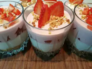 Cheesecake de fresas en vasitos