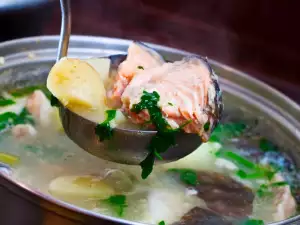 Caldo de pescado