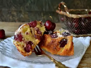 Mini pastelito de cerezas y ricotta