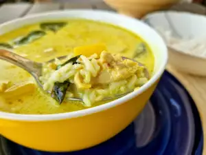 Sopa de Pollo al Curry