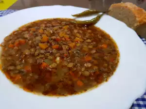 Deliciosa sopa de lentejas y calabaza